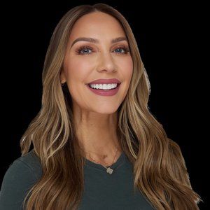 Meet your Posher, Alana